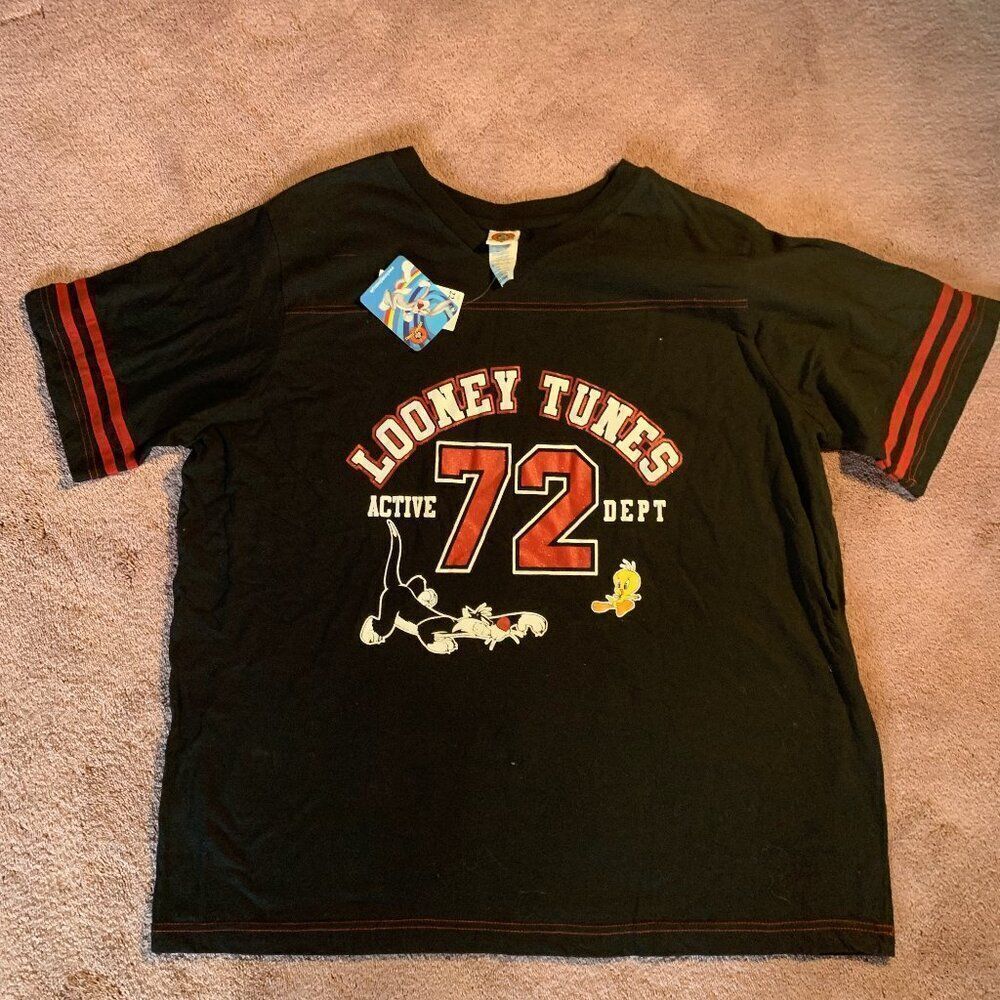 Looney Tunes Active Dept 72 Sylvester Tweety Graphic Tee Black NWT 22/24W